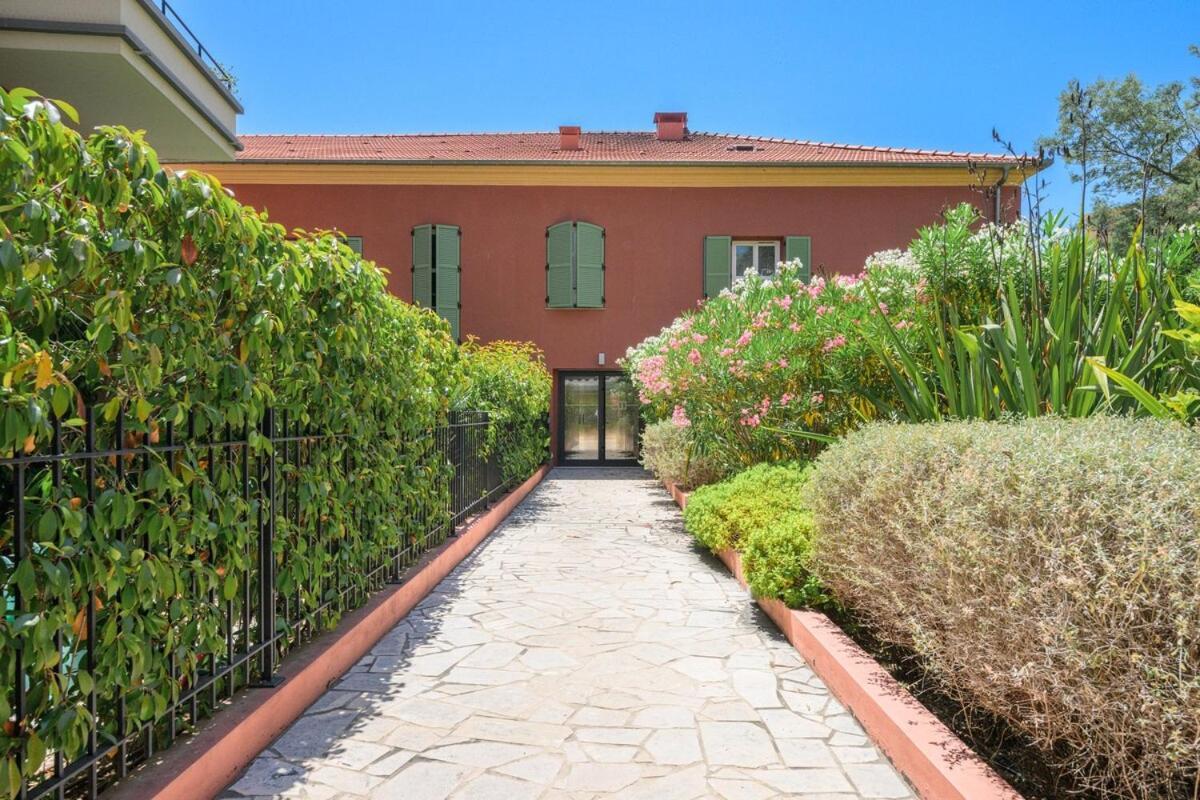 Apartamento Le Coq Wagner - Garage - Swimming Pool Menton Exterior foto